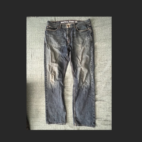 MENS Nautica Relaxed Fit Jeans - Picture 3 of 3